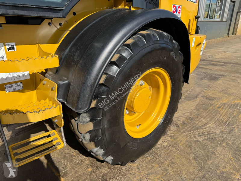 Shovel Caterpillar M