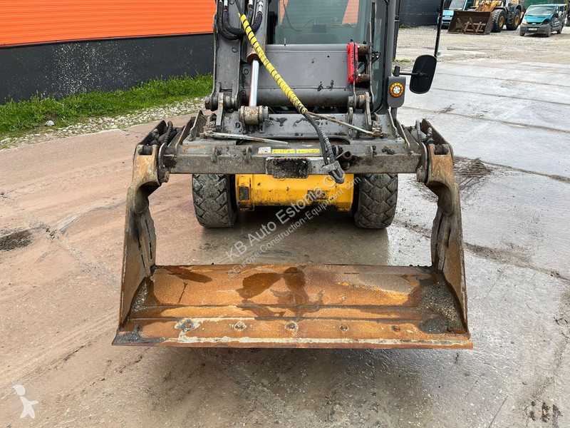 Shovel Volvo T4 BRUSH