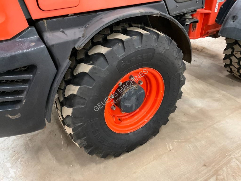 Pala cargadora Kubota R 065