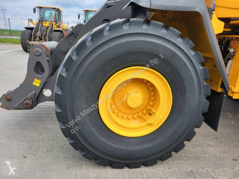 Nakladač Volvo L150H
