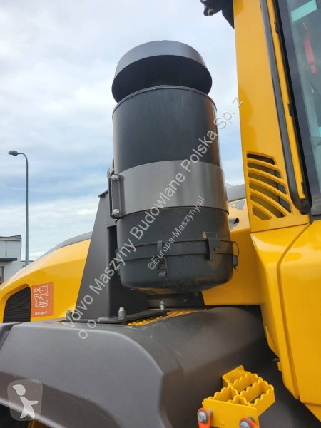 Nakladač Volvo L 110 H