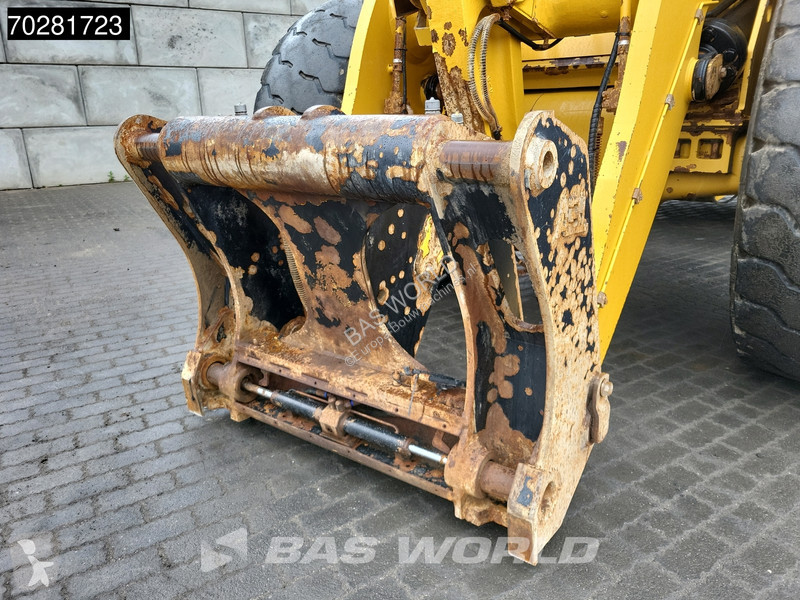 Shovel Caterpillar
