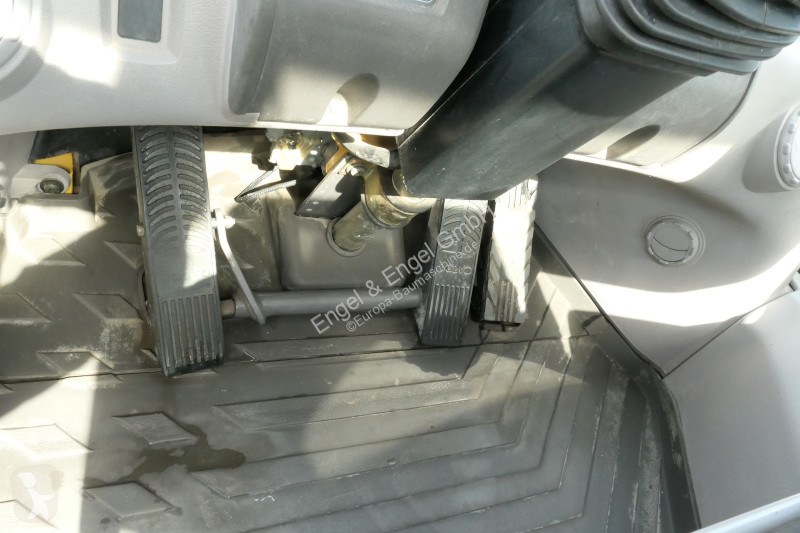 Shovel Volvo L45H