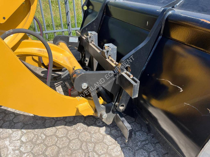 Shovel Caterpillar demo 2024 CE EPA 40k/hr...