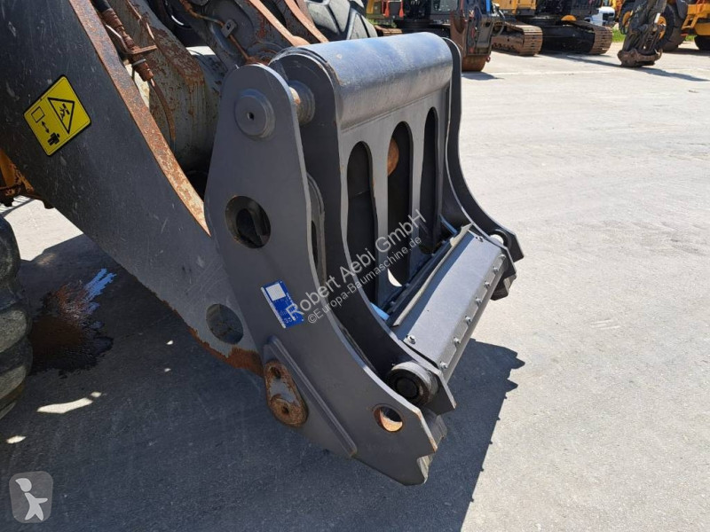 Incarcator Volvo L 220 H