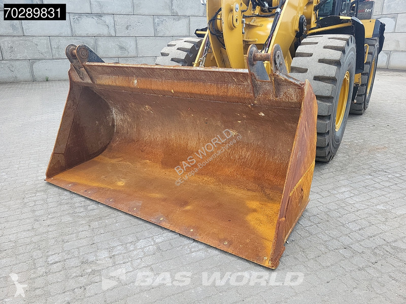 Shovel Caterpillar 926 M