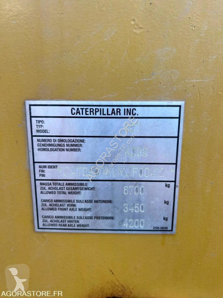 Pá carregadora Caterpillar