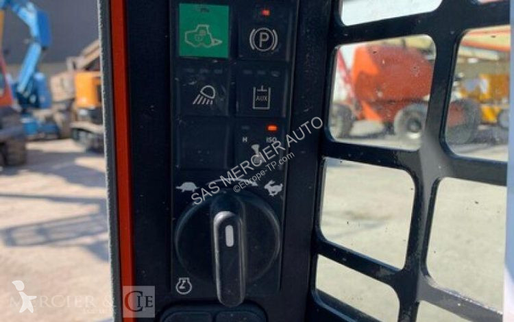 Shovel Bobcat chargeuse compacte sur chenilles...