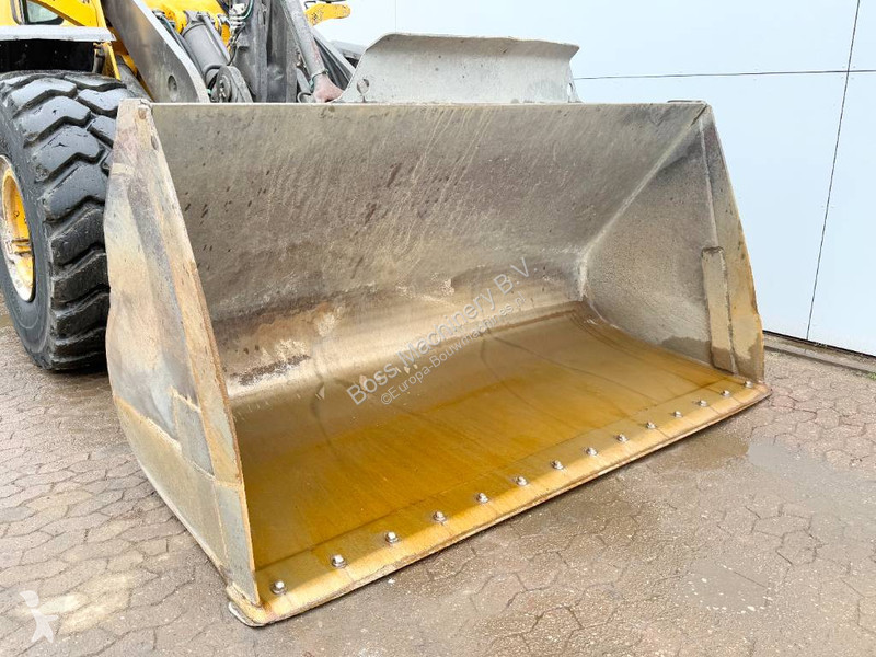 Shovel Volvo - 3rd Function / Quick Coupler /...