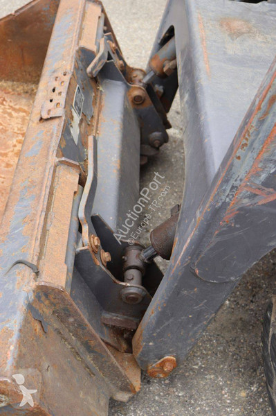 Shovel Thomas 153