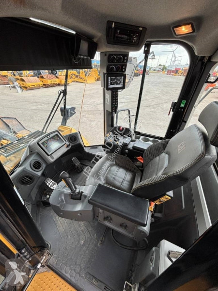 Læssemaskine Caterpillar 972 M XE (New Tires)