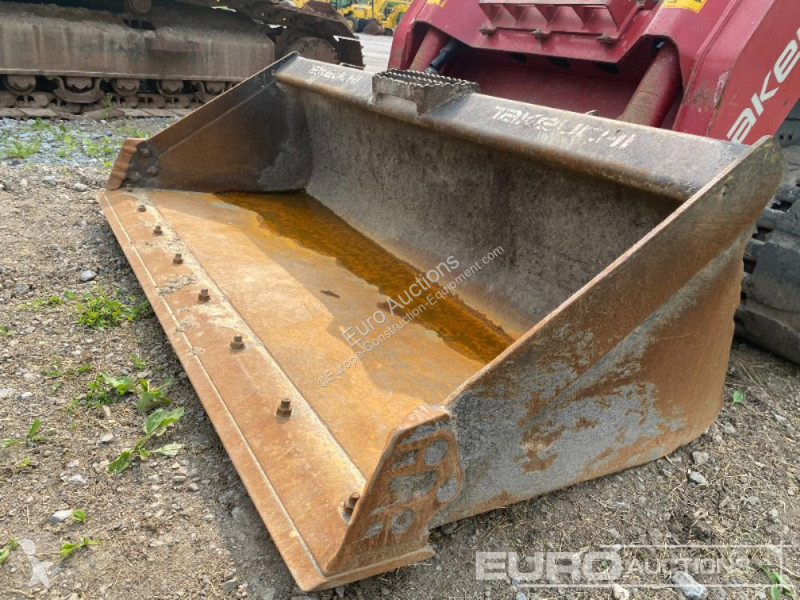 Nakladač Takeuchi TL10V2-CR