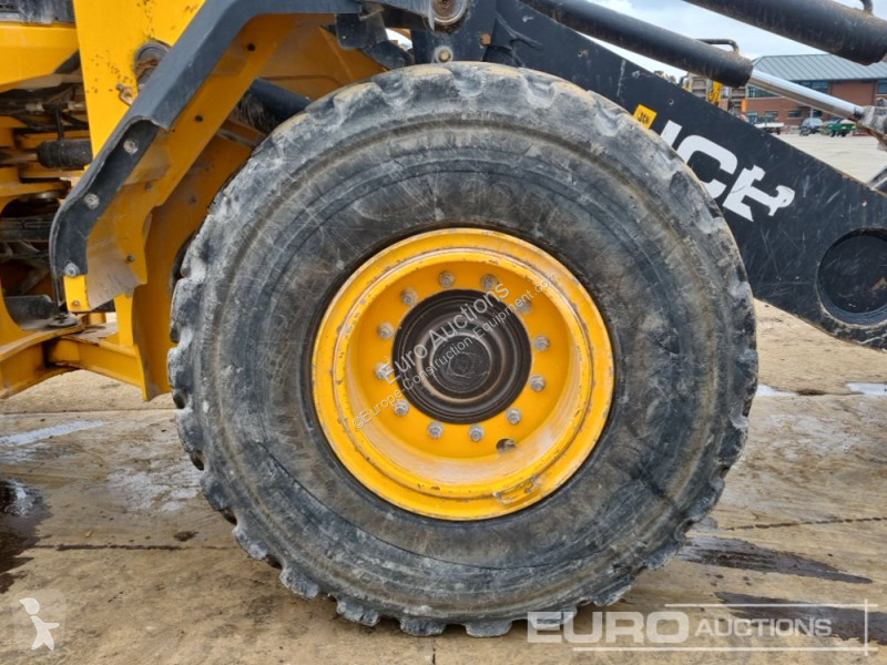 Nakladač JCB 437-55WM
