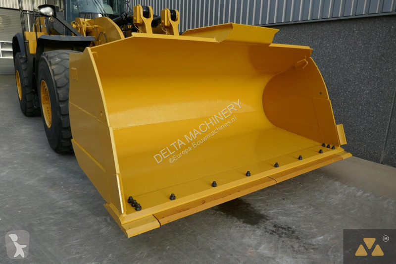 Nakladač Caterpillar 980M