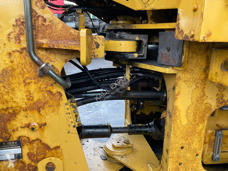 مُحمّلة Caterpillar Wheel Loader Bucket Problem...