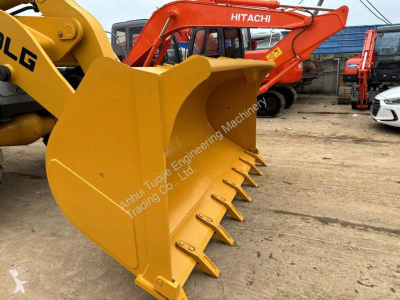Nakladač SDLG L956F