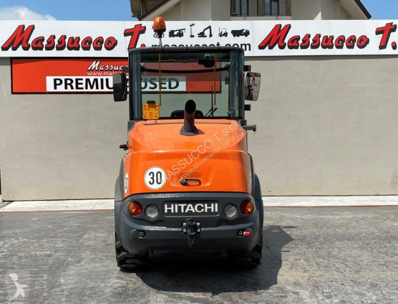 Nakladač Hitachi
