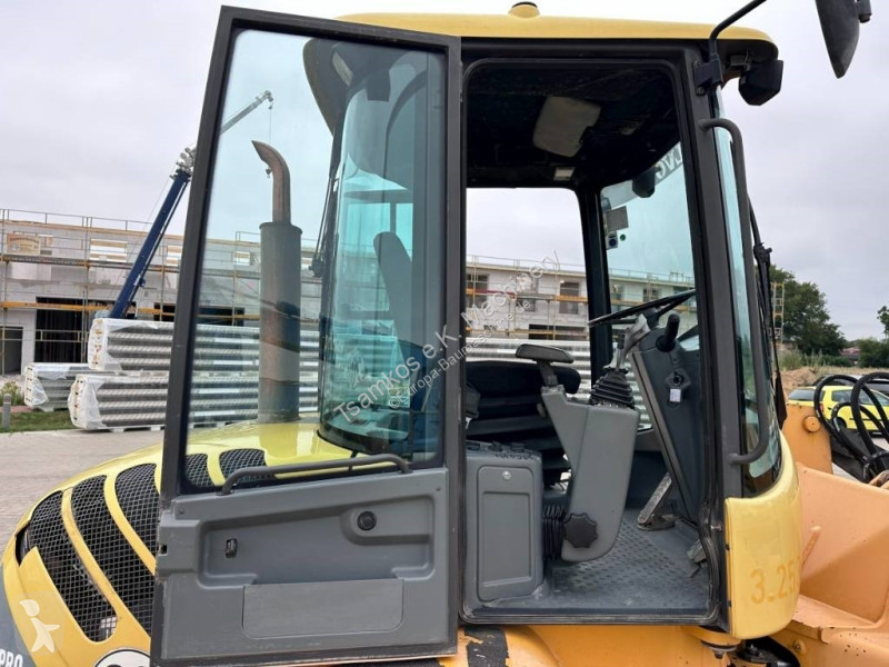 مُحمّلة Volvo B PRO 3er Kreis...