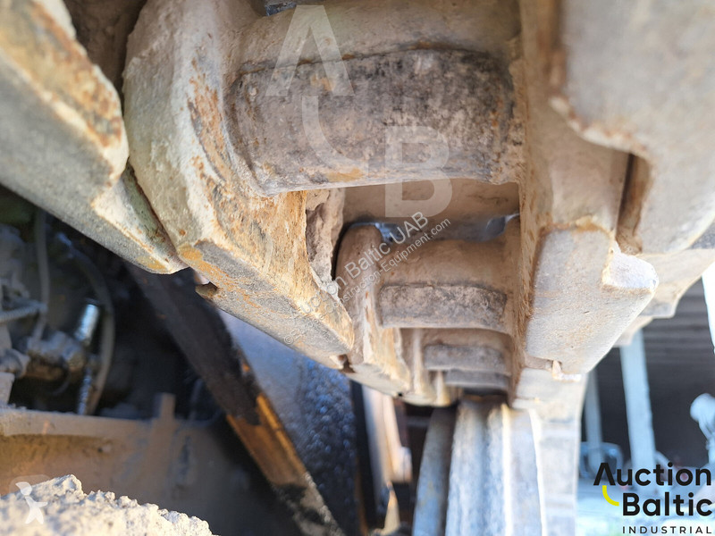 مُحمّلة Komatsu 1