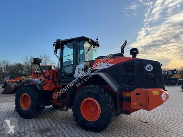 مُحمّلة Hitachi 1806