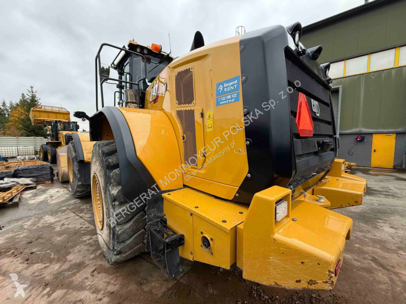 Nakladač Caterpillar 980