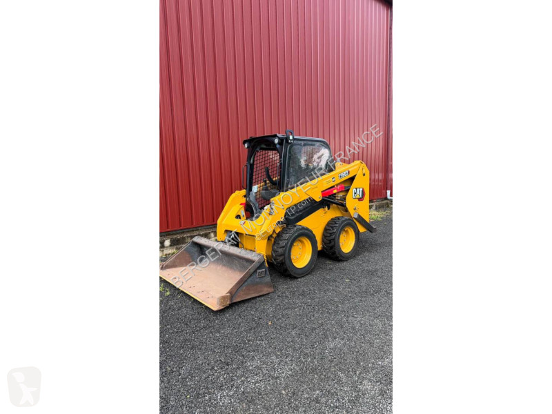 Chargeuse Caterpillar 236D3