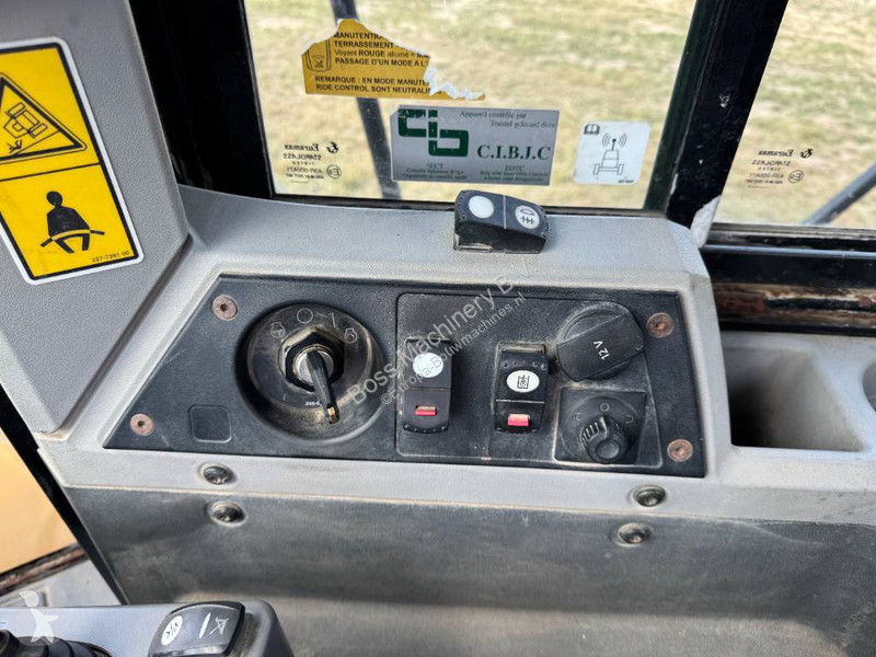 Nakladač Caterpillar - 3rd Function / Automatic...