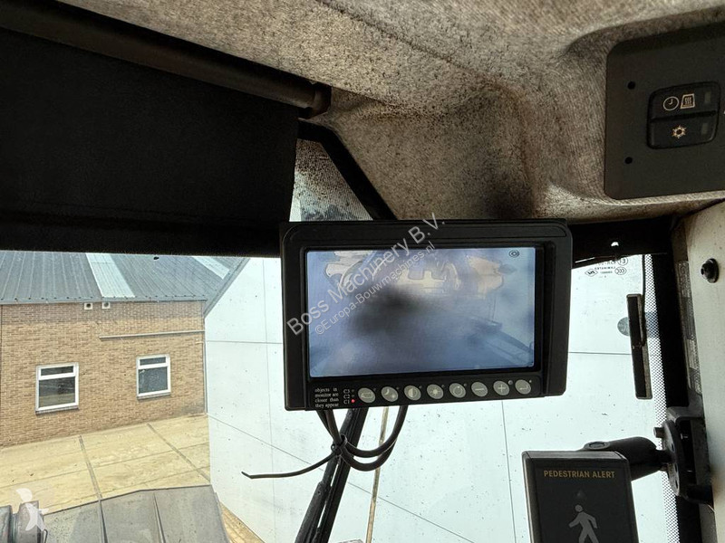 Nakladač Volvo L220H - CDC Steering / Excellent...