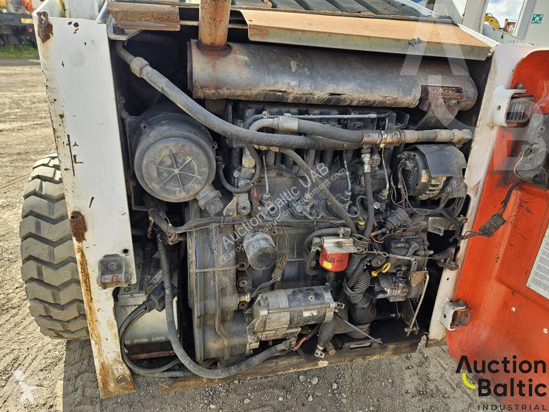 Фронтальный погрузчик Bobcat 873