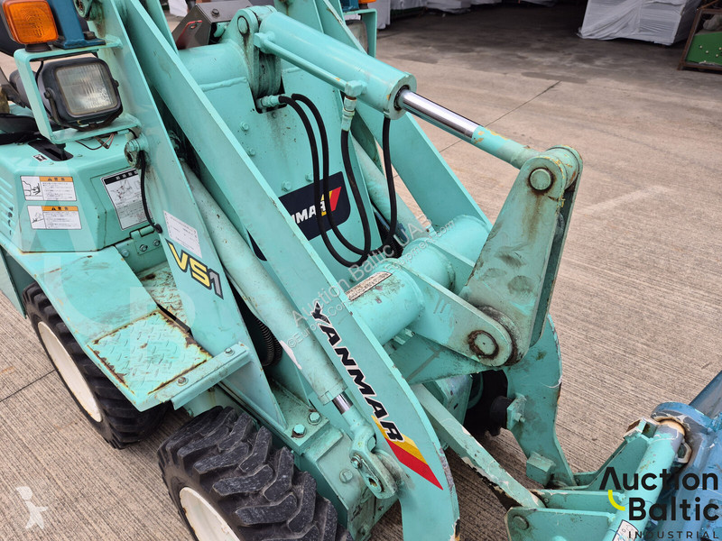 Nakladač Yanmar VS1