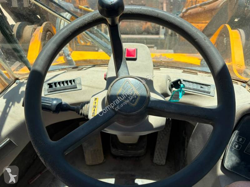 Pala cargadora JCB 436