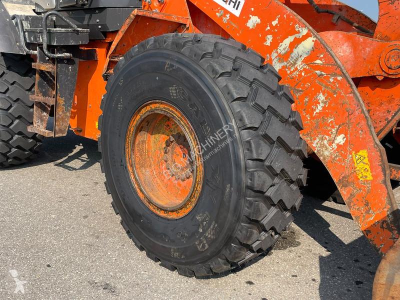 Nakladač Hitachi 5B