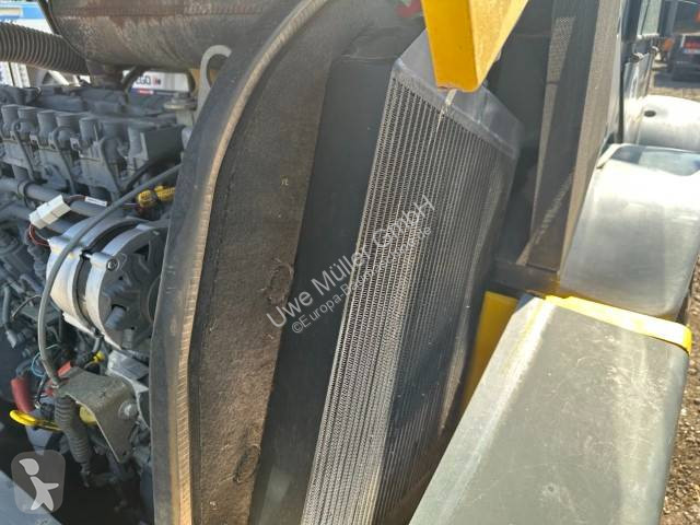 مُحمّلة Kramer 750 Radlader netto 25.000 EUR