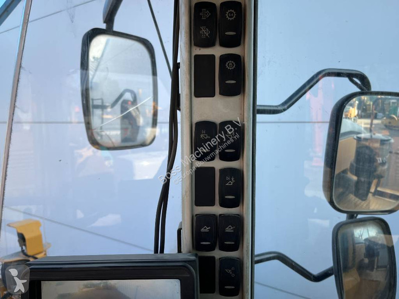 Nakladač Volvo - Automatic Greasing / Camera
