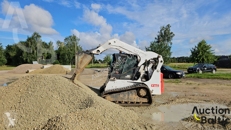 Фронтальный погрузчик Bobcat