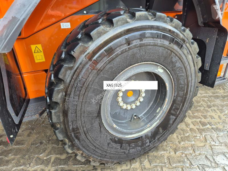 Pala cargadora Hitachi 7