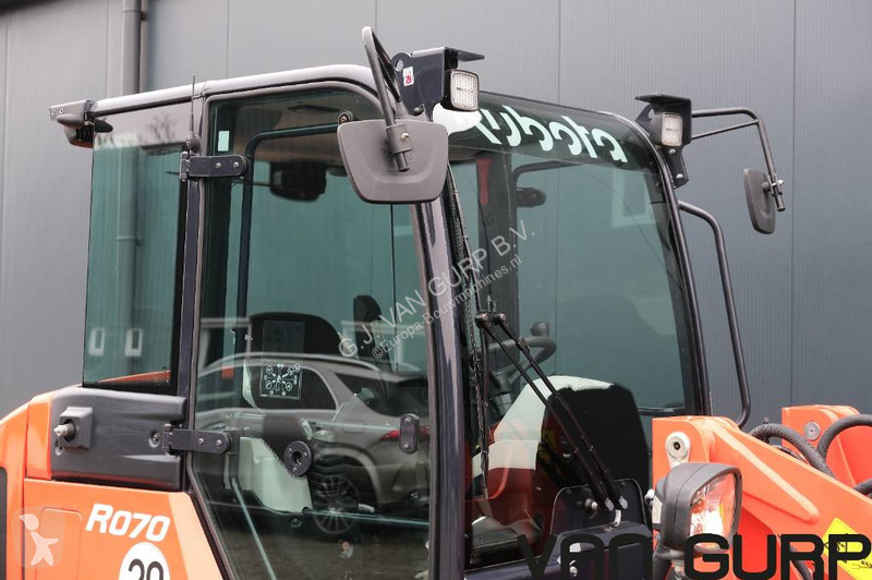 Nakladač Kubota R 070 | 2023 | 740h | Klima A/C