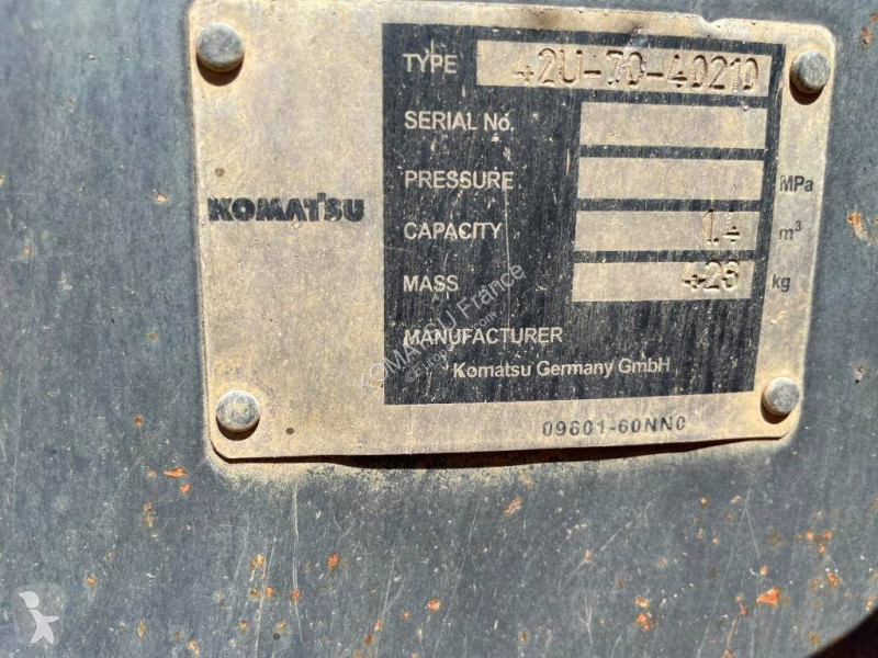 Chargeuse Komatsu WA100M-8E0