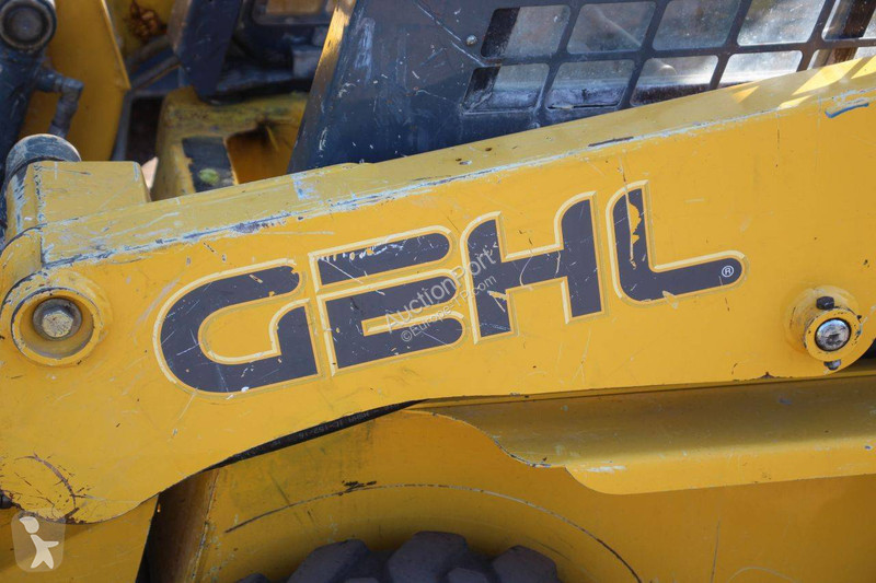 Chargeuse Gehl 3840