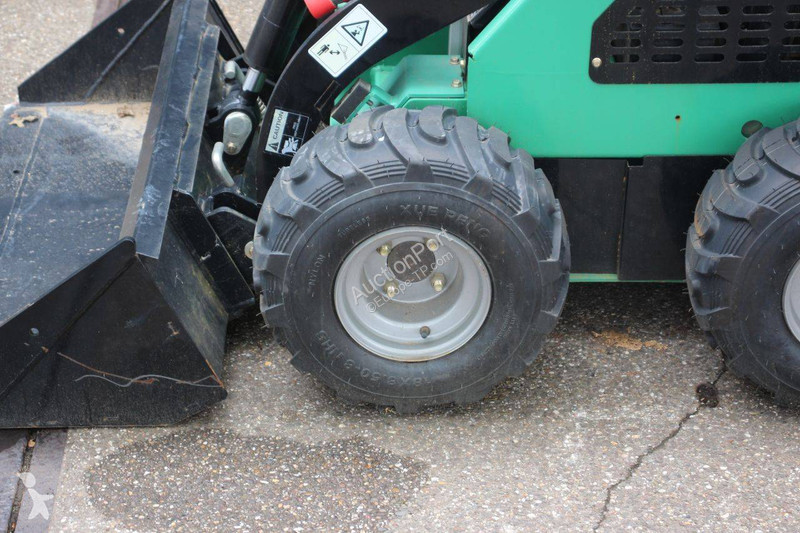 Pala cargadora JPC HT 320