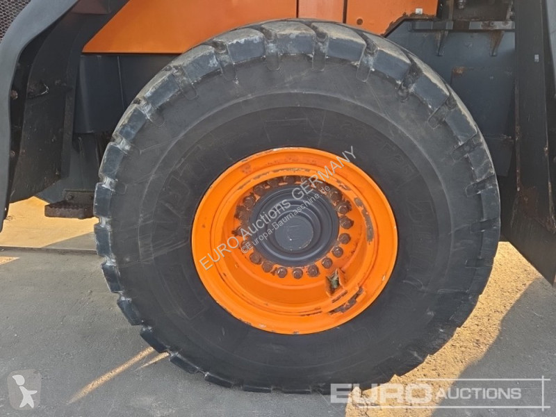 Doosan DL380-7 loader