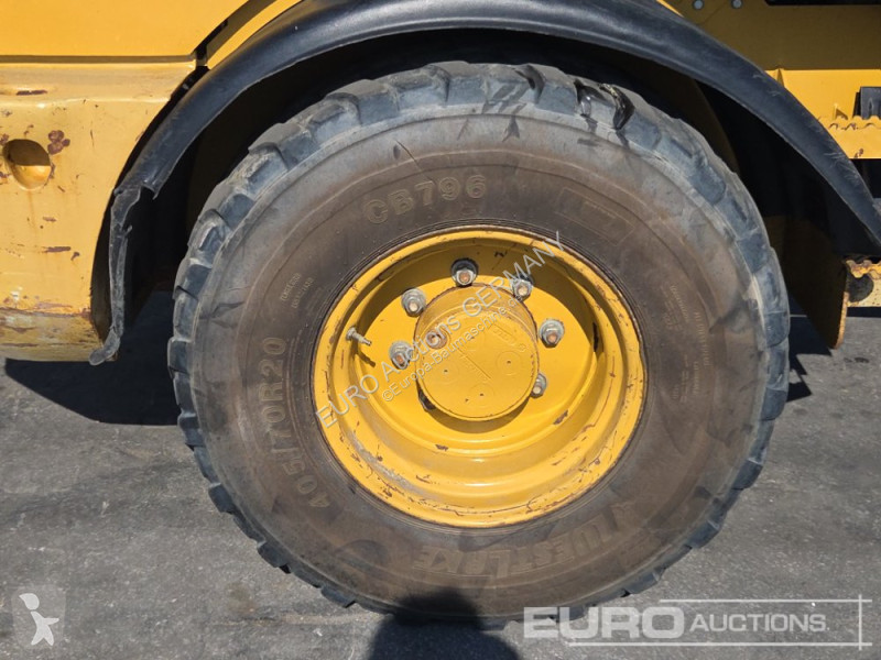 Товарач Caterpillar