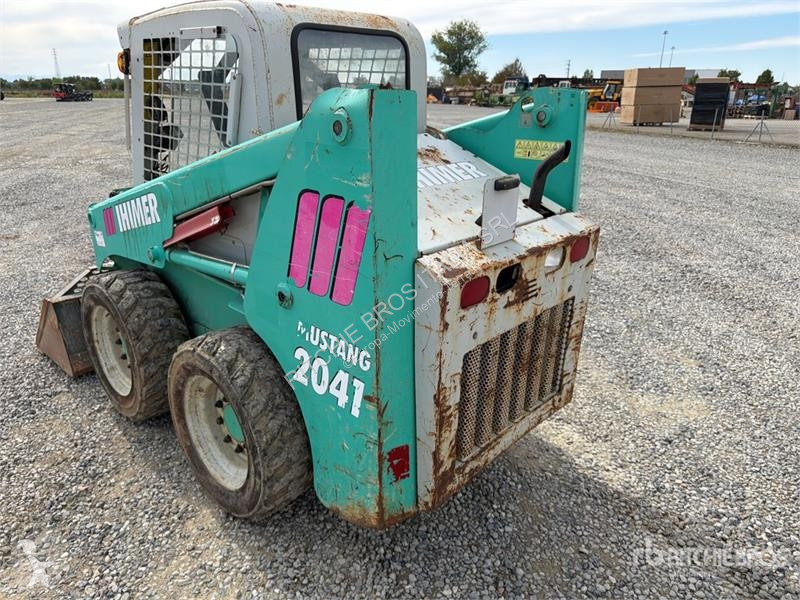 Chargeuse IHI 2041 Skid Steer Loader