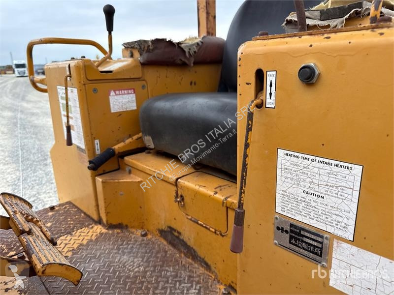 Pala cargadora Komatsu 16 Crawler Loader