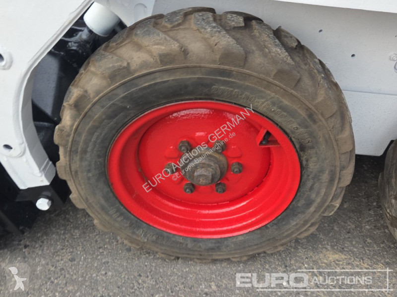 Chargeuse Bobcat 553