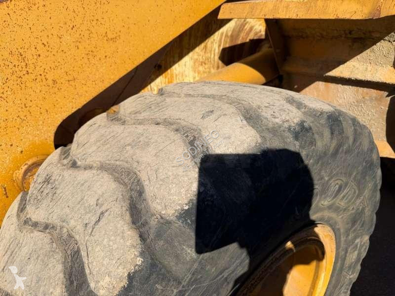Lastare Komatsu 3201