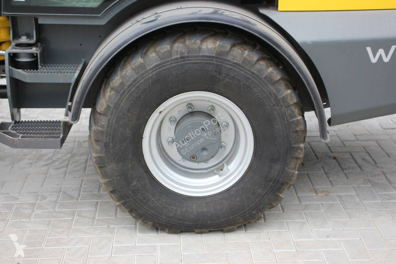 Lastare Neuson WL60