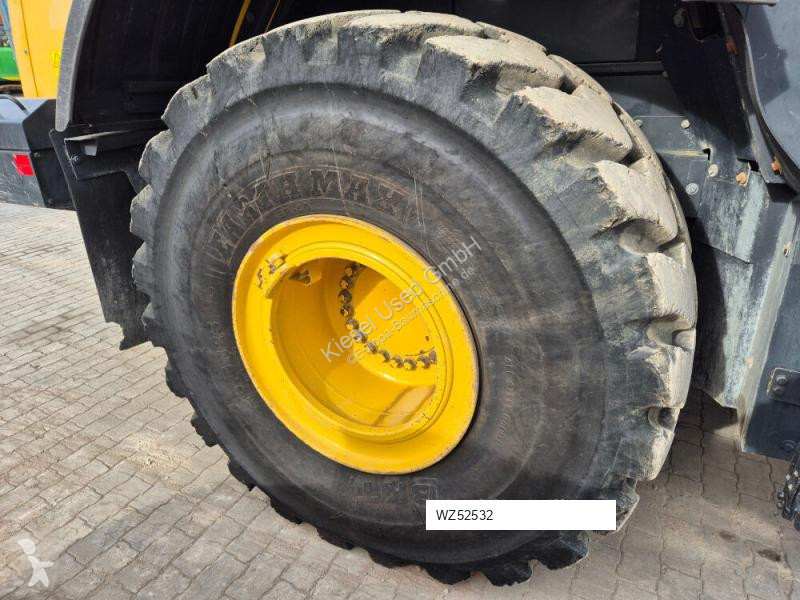 Lastare Komatsu WA475-10