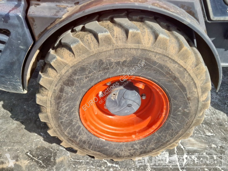 Lastare Kubota R085