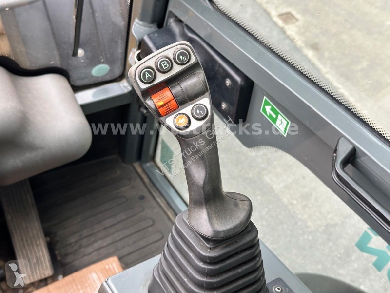 Фронтальный погрузчик Wacker Neuson WL 70 4x4...